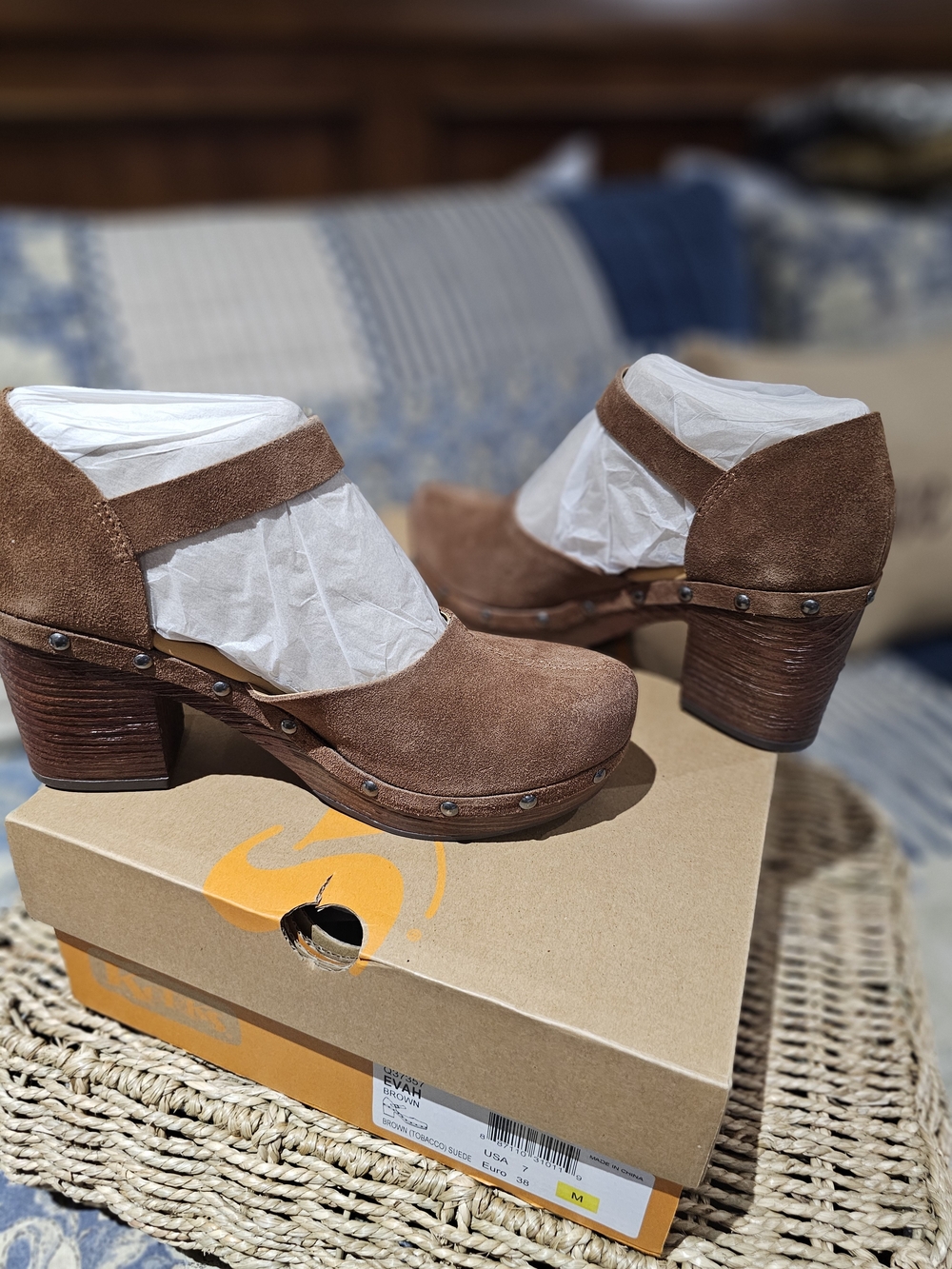 Kork-Ease Brown Suede Mary Jane Clogs with Ankle Strap,NIB - Picture 2 of 6